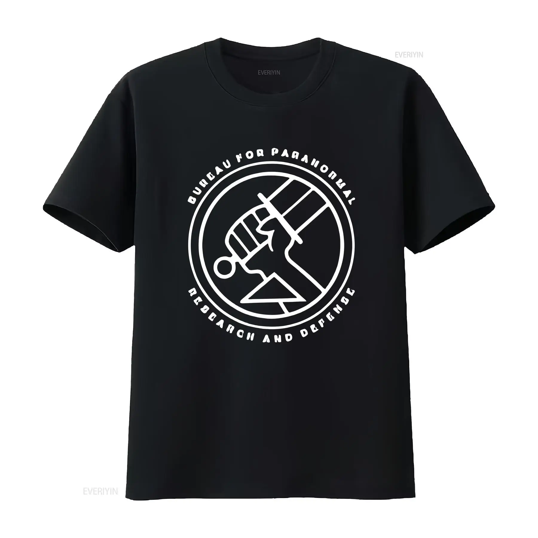 Vintage Fashion Research - BPRD（超常現象研究・対策局）のTシャツ。ヴィンテージ風のウォッシュ加工が施され、普段使いに最適な、少しゆとりのあるシルエット。スタイリッシュなメンズファッション。