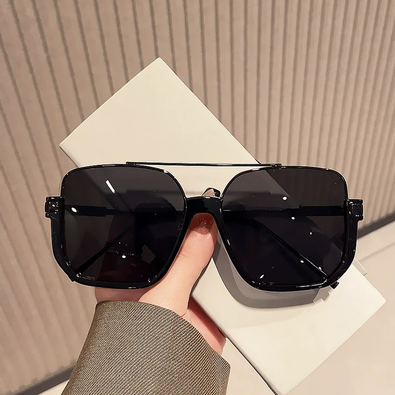 新作ヴィンテージ風オーバーサイズサングラス。男女兼用、スクエ - Vintage Fashion Enthusiasts のレビューと価格